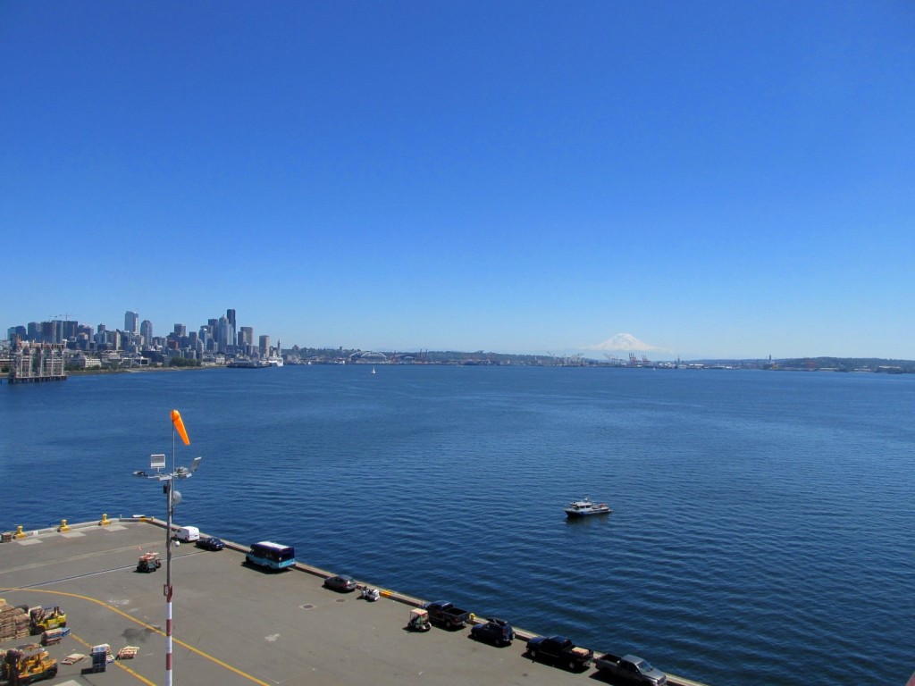 06.07.15 Seattle with Mt Ranier